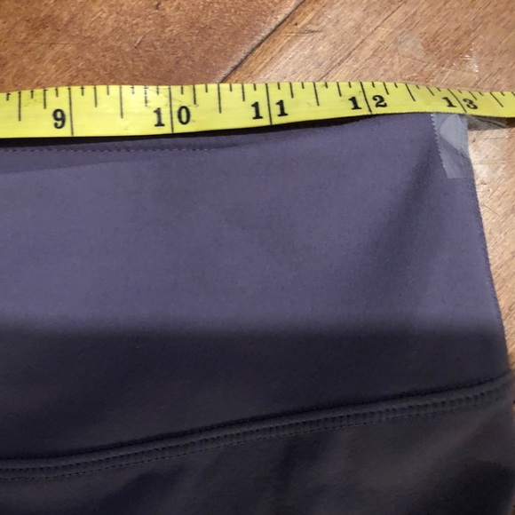 Fabletics Purple Mesh Leggings Size XSMALL - Picture 5 of 7